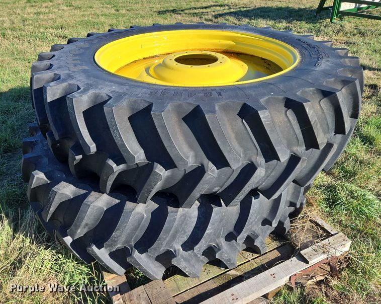 image for item DY1363 2021 John Deere 6175R MFWD tractor