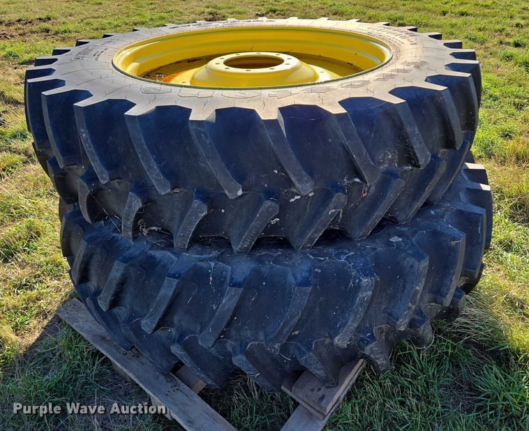 image for item DY1363 2021 John Deere 6175R MFWD tractor