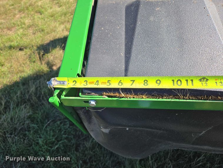 image for item DY1364 2024 John Deere C500 swather / windrower