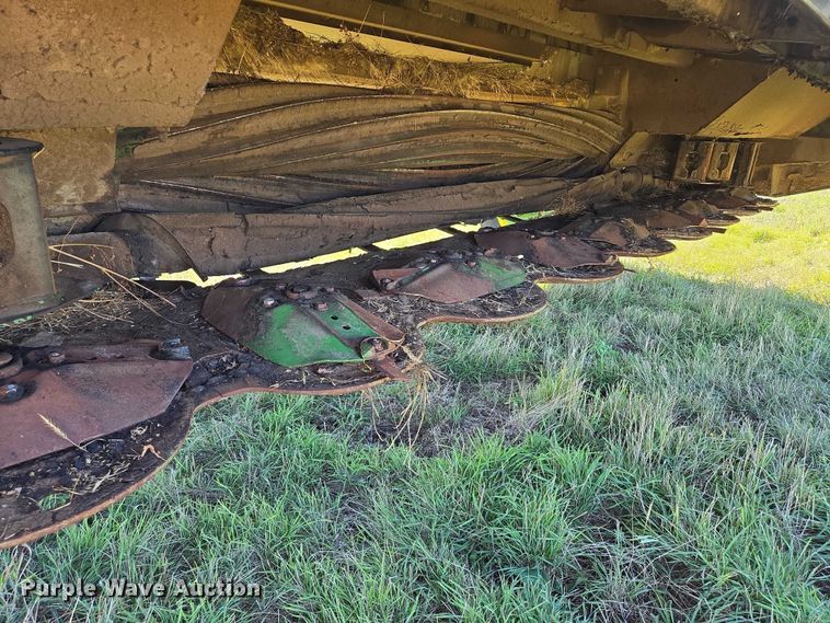 image for item DY1364 2024 John Deere C500 swather / windrower