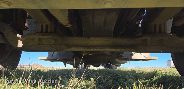 image for item DY1367 1996 Peterbilt 379 semi truck