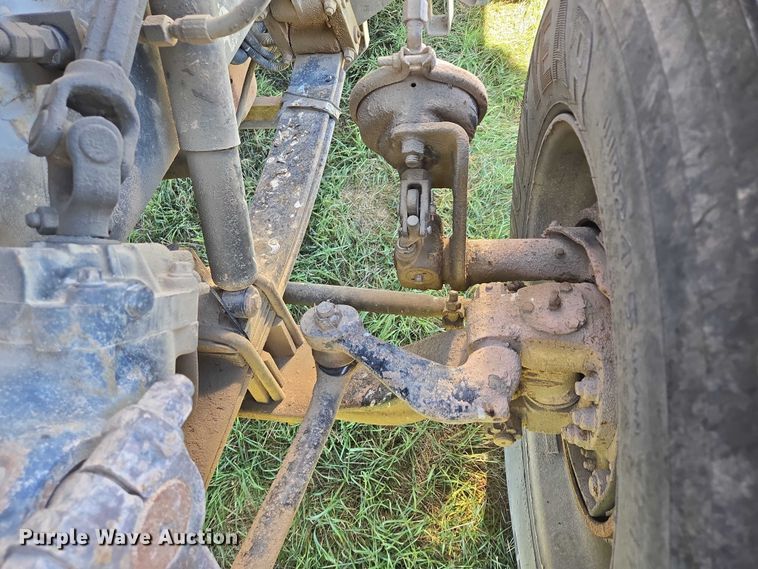 image for item DY1367 1996 Peterbilt 379 semi truck