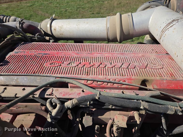 image for item DY1367 1996 Peterbilt 379 semi truck