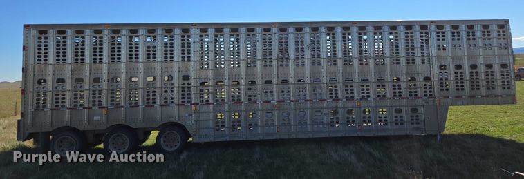 image for item DY1368 2009 Wilson livestock trailer