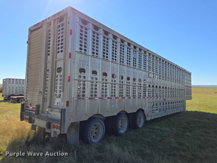 image for item DY1368 2009 Wilson livestock trailer