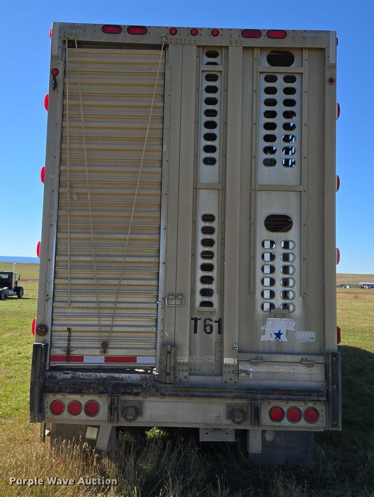 image for item DY1368 2009 Wilson livestock trailer