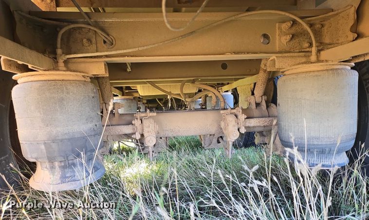 image for item DY1368 2009 Wilson livestock trailer