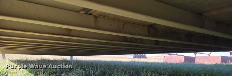 image for item DY1368 2009 Wilson livestock trailer