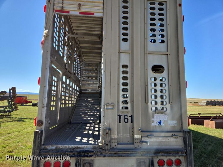 image for item DY1368 2009 Wilson livestock trailer
