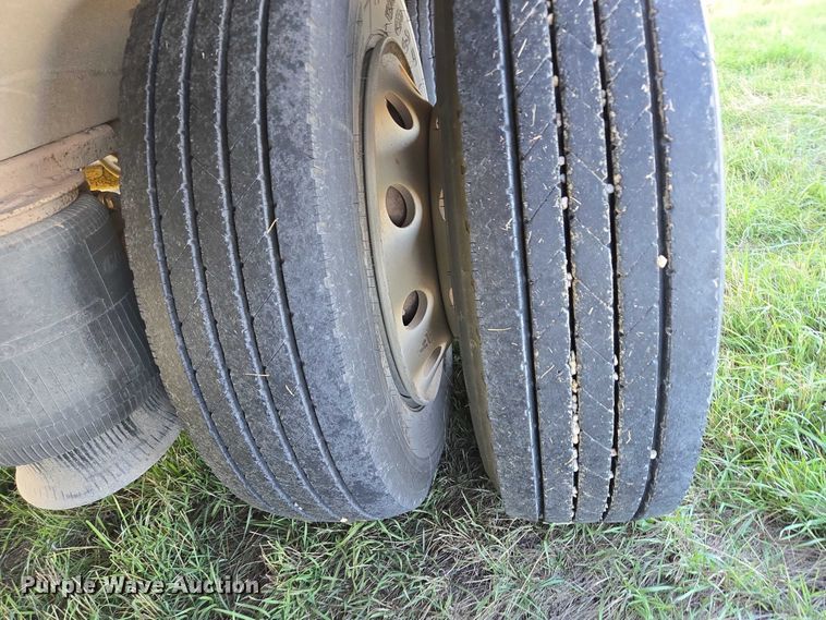 image for item DY1368 2009 Wilson livestock trailer