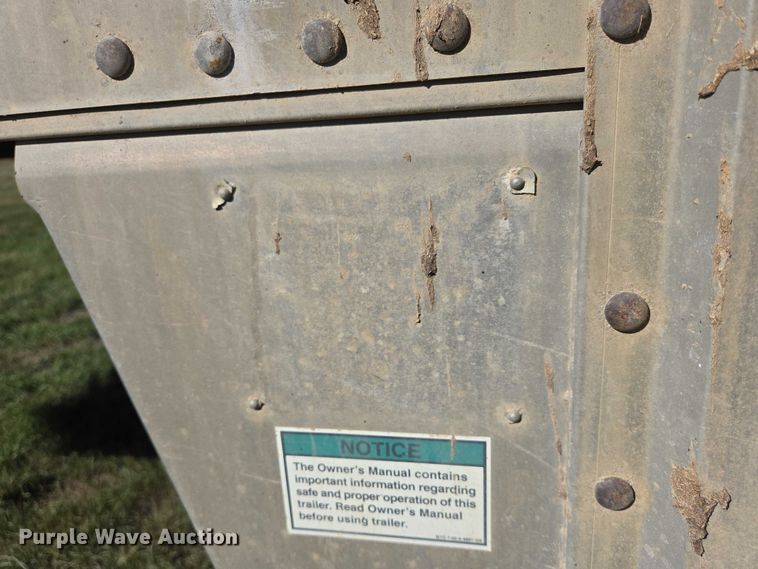 image for item DY1368 2009 Wilson livestock trailer