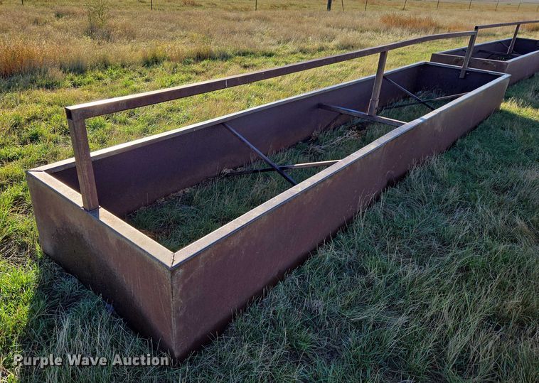 image for item DY1369 (5) feed bunks