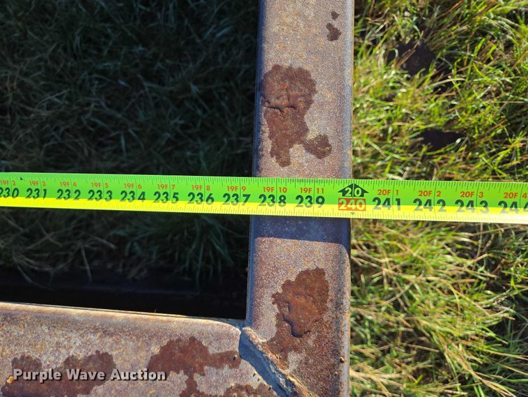 image for item DY1369 (5) feed bunks