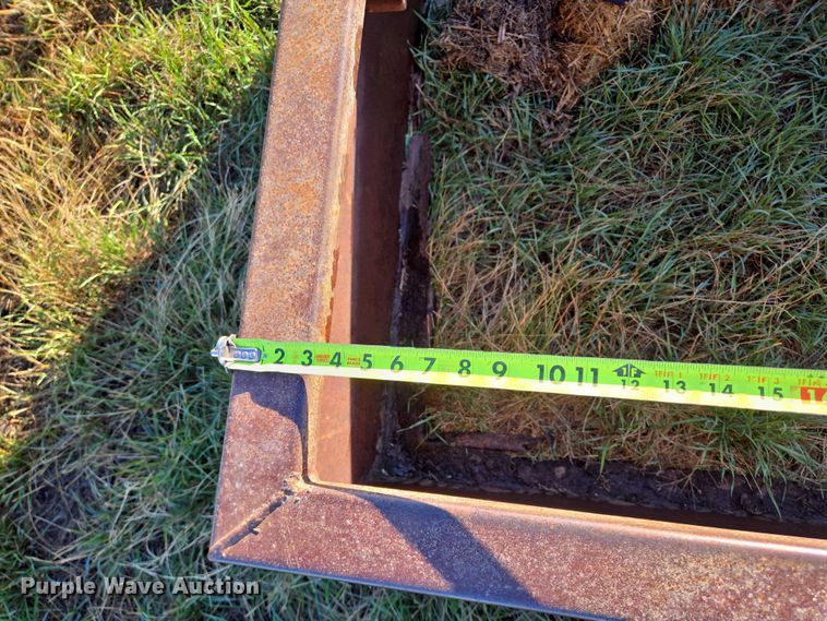 image for item DY1369 (5) feed bunks