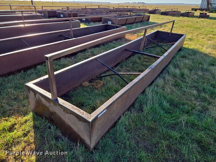 image for item DY1370 (5) feed bunks