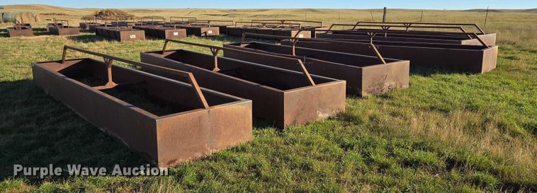 image for item DY1372 (6) feed bunks