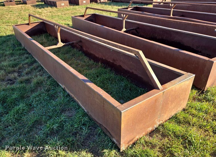image for item DY1372 (6) feed bunks
