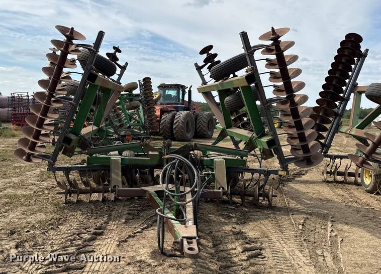 image for item DY8254 John Deere 630 double off-set disk