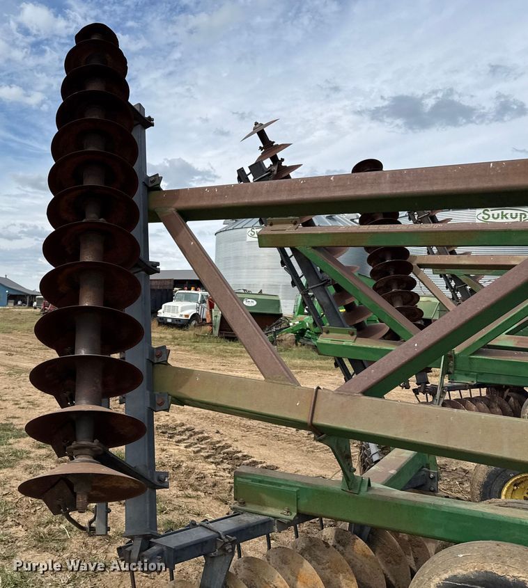 image for item DY8254 John Deere 630 double off-set disk