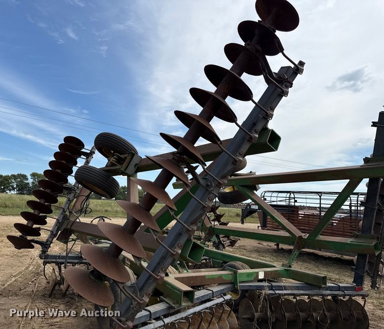 image for item DY8254 John Deere 630 double off-set disk