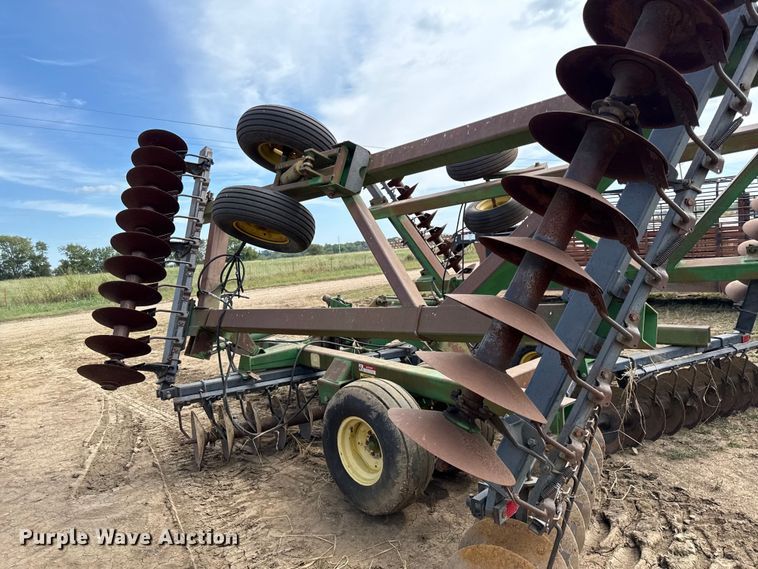 image for item DY8254 John Deere 630 double off-set disk