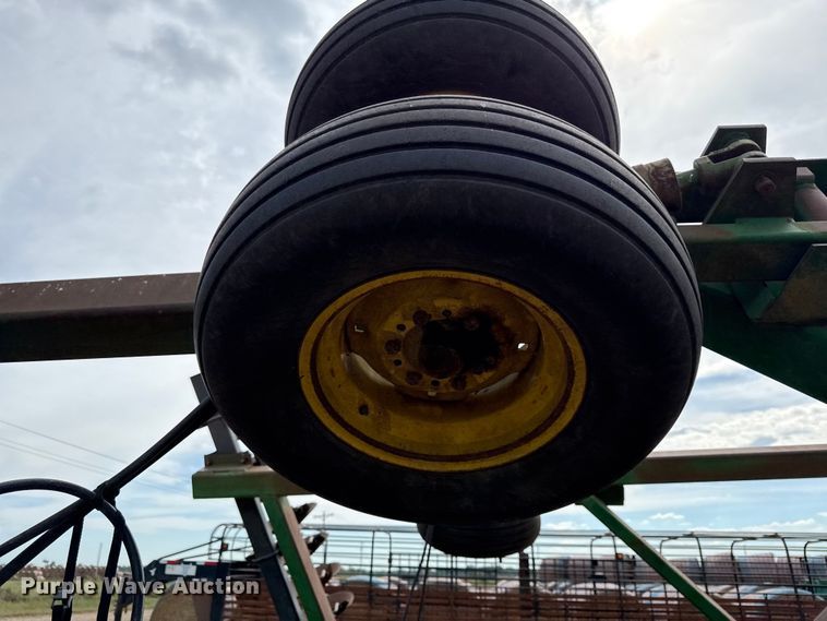 image for item DY8254 John Deere 630 double off-set disk