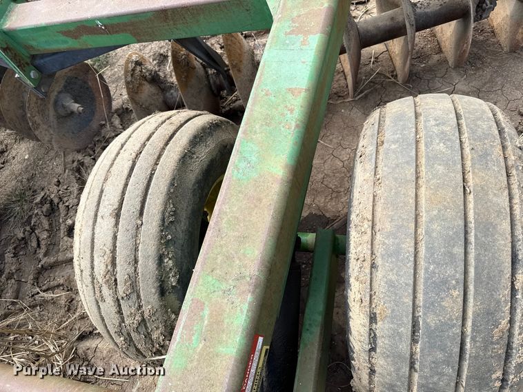 image for item DY8254 John Deere 630 double off-set disk