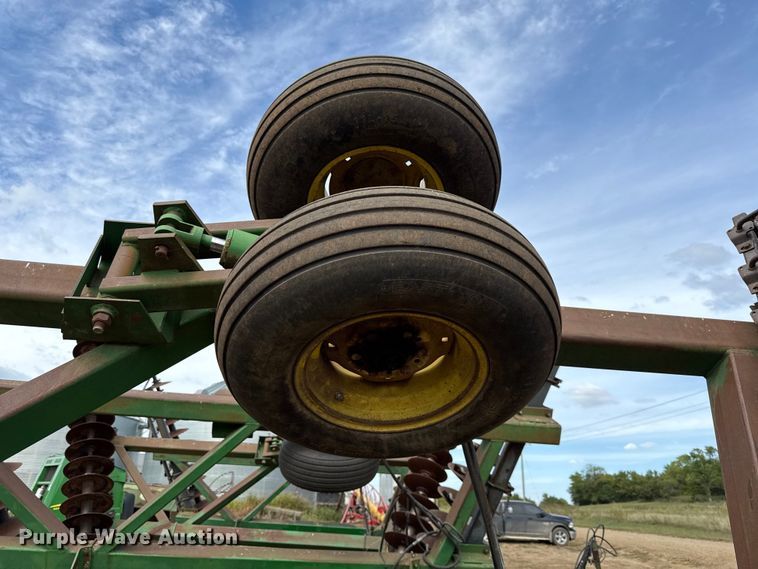 image for item DY8254 John Deere 630 double off-set disk