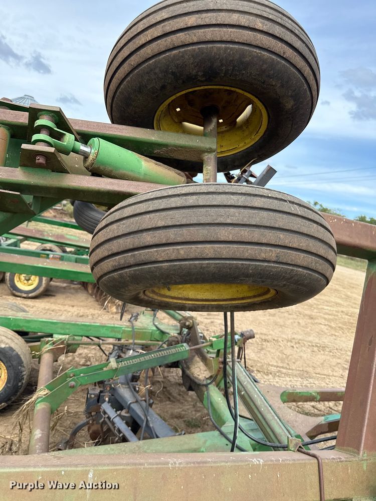 image for item DY8254 John Deere 630 double off-set disk