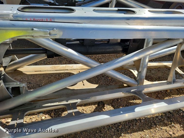 image for item DZ6586 (2) Millenium sprayer booms