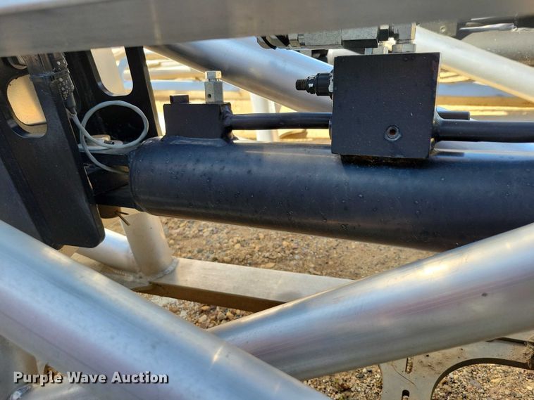 image for item DZ6586 (2) Millenium sprayer booms