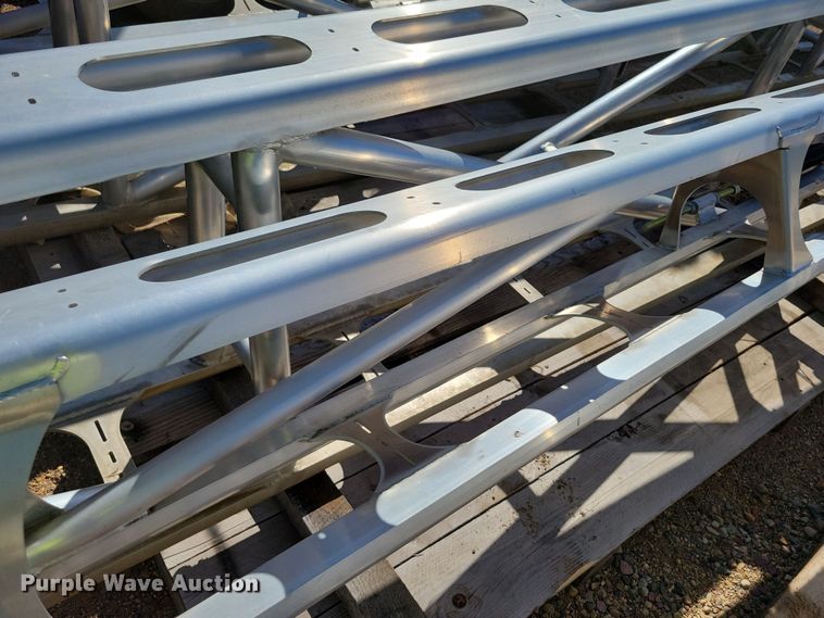 image for item DZ6586 (2) Millenium sprayer booms