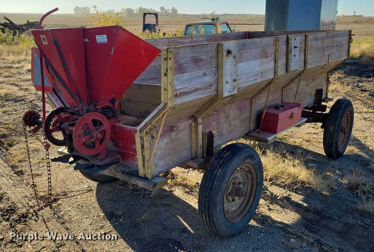 image for item DZ6755 Box wagon with seed spreader attachment