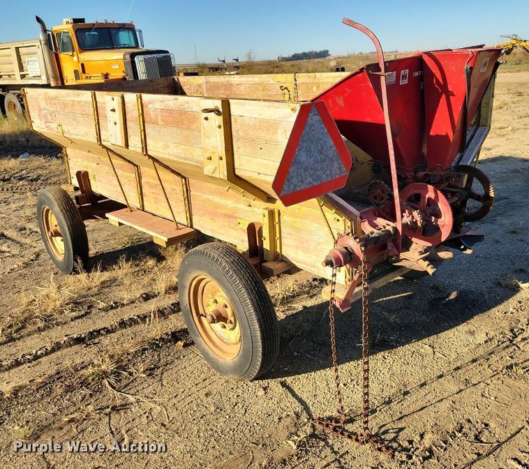 image for item DZ6755 Box wagon with seed spreader attachment