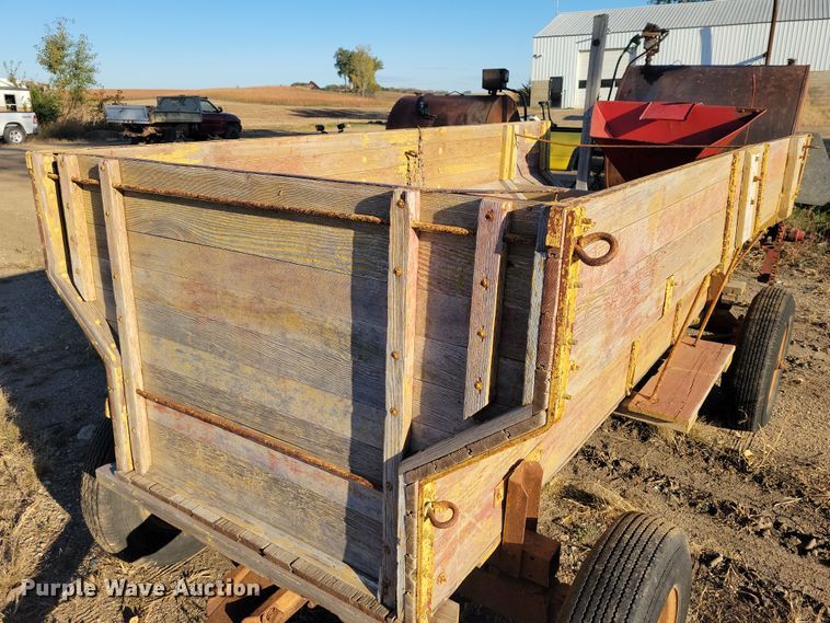 image for item DZ6755 Box wagon with seed spreader attachment