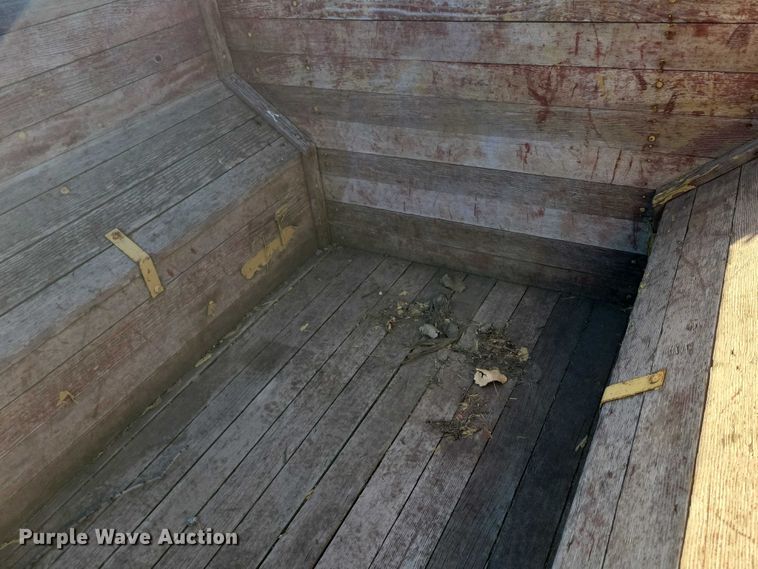 image for item DZ6755 Box wagon with seed spreader attachment