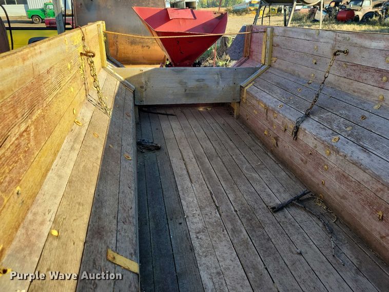 image for item DZ6755 Box wagon with seed spreader attachment