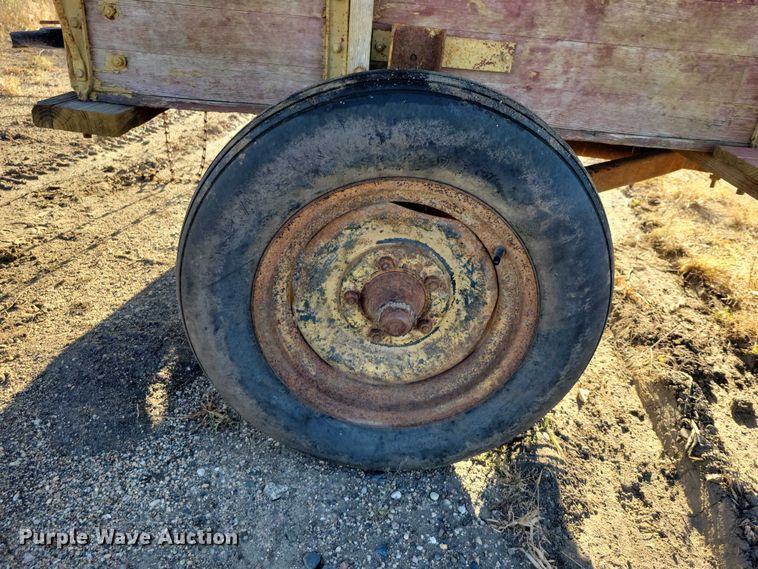 image for item DZ6755 Box wagon with seed spreader attachment