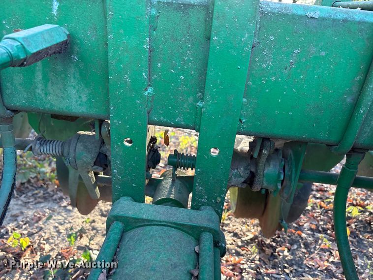 image for item EA7599 John Deere 7000 planter