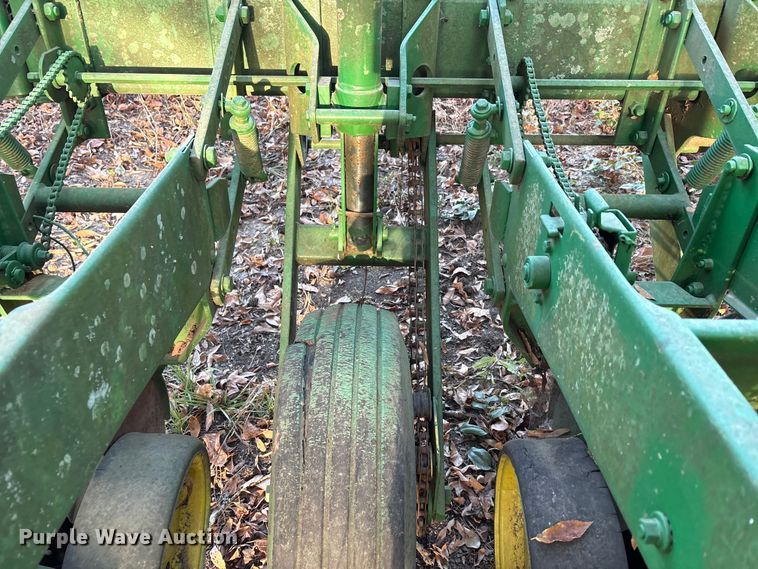 image for item EA7599 John Deere 7000 planter