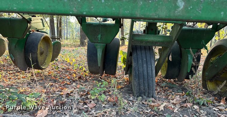 image for item EA7599 John Deere 7000 planter