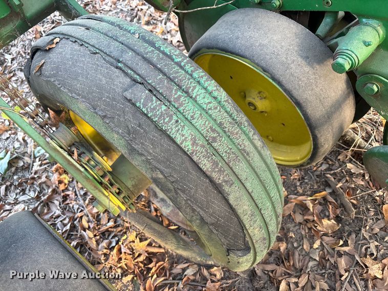 image for item EA7599 John Deere 7000 planter