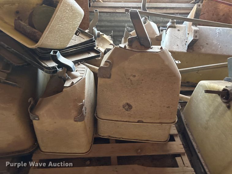 image for item EA7599 John Deere 7000 planter