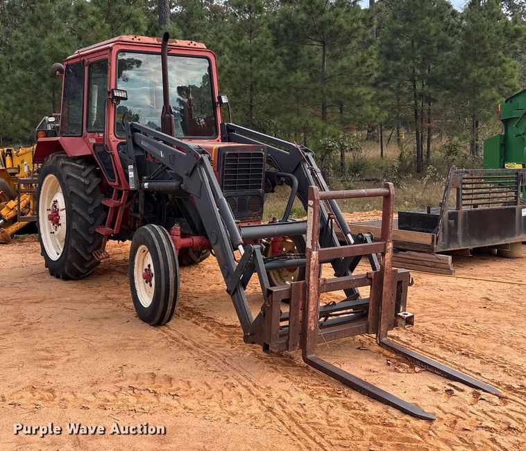 image for item EA7610 Belarus 805 tractor