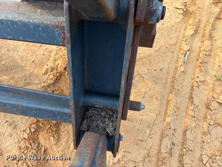 image for item EA7610 Belarus 805 tractor