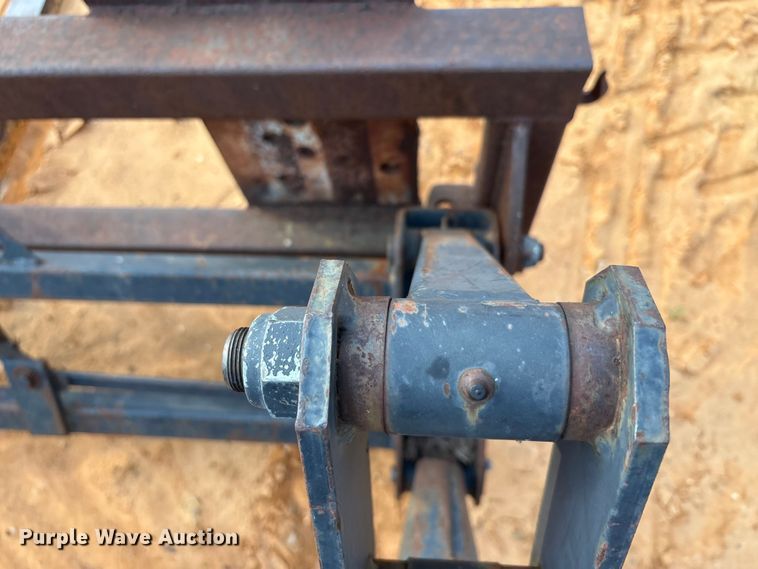 image for item EA7610 Belarus 805 tractor