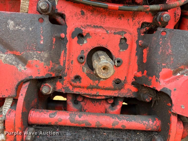 image for item EA7610 Belarus 805 tractor