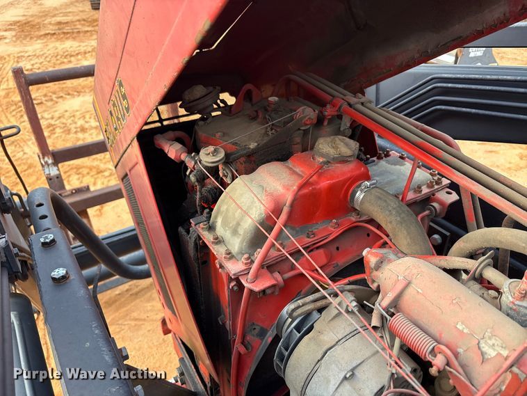 image for item EA7610 Belarus 805 tractor