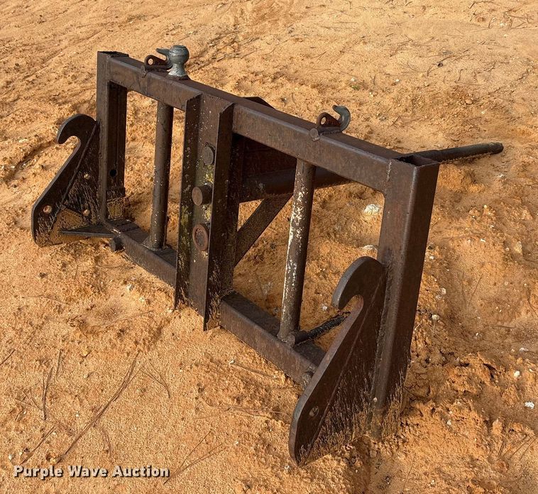 image for item EA7610 Belarus 805 tractor