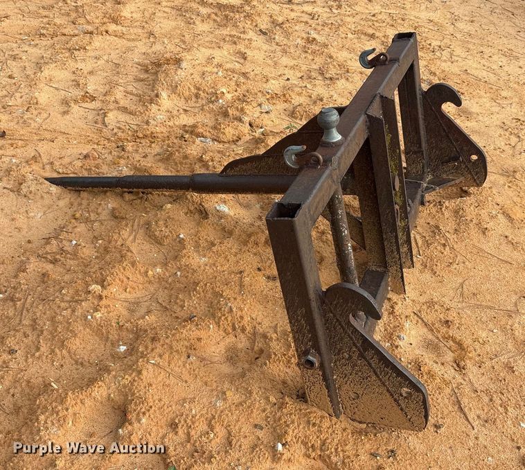 image for item EA7610 Belarus 805 tractor